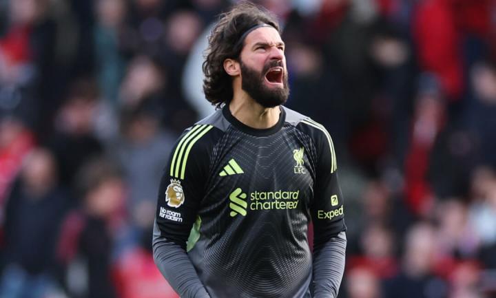  阿利松合同选项激活成功；利物浦门将位置锁定至2027年中期。 体育新闻 阿利松合同选项激活成功；利物浦门将位置锁定至2027年中期。 体育新闻