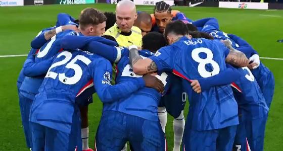  赛前围圈意外，蒂尔尼站进蓝军中央；特里发声恼火，强调裁判须严守中立界限。 体育新闻 赛前围圈意外，蒂尔尼站进蓝军中央；特里发声恼火，强调裁判须严守中立界限。 体育新闻