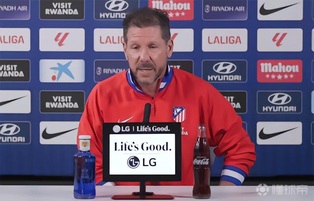 当你身处舆论风暴中心：马德里铁帅用四个字道出职业足球最残酷的真相 体育新闻