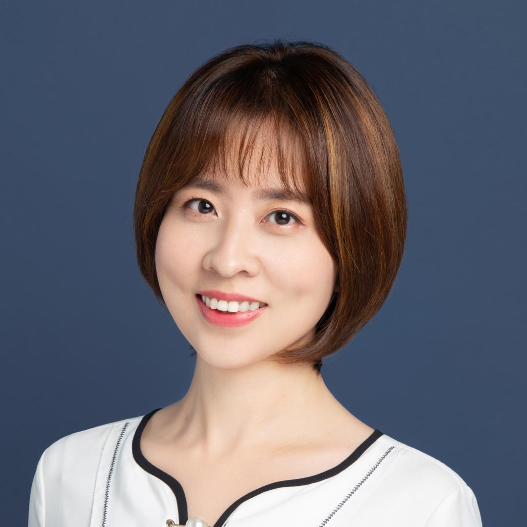  【深度复盘】65亿盈利背后：民航业从至暗时刻到价值回归的技术演进与市场博弈 新闻